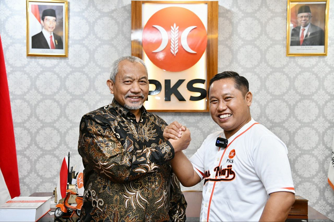 Komedian Narji Resmi Daftar Jadi Caleg Pks Suaraislam Id