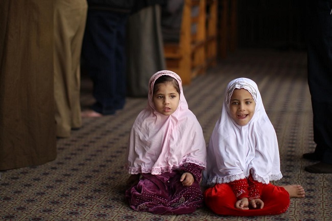 Islam itu Eksklusif, Toleran dan Membahagiakan - SUARAISLAM.ID