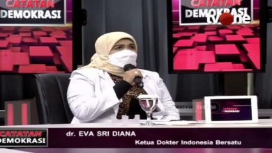 Ketua Umum Dokter Indonesia Bersatu dr. Eva Sri Diana.